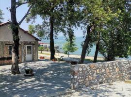Rooms Kirovi - Star Dojran, hotel v destinaci Star Dojran