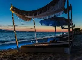 Glaronissi Beach