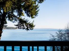 Port Hadlock Luxury Cabin Retreat Awaits you! cabin