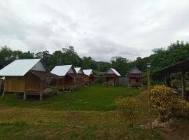 Sparrow Hut, kemp v destinaci Pai