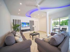2BR Luxury Apartment in Heart Of Nightlife Area, hotel v destinaci Sosúa