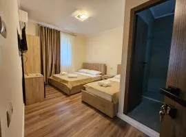 Bazaar Central Rooms