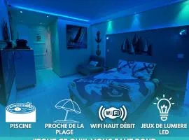 Le Voilier - Studio Moderne Vue Mer avec Piscine