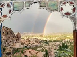 Dancing Cloud Art House