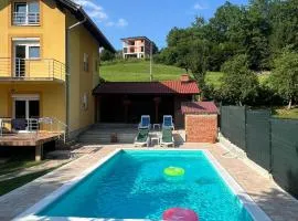 Holiday Homer Kuća na obali Vrbasa