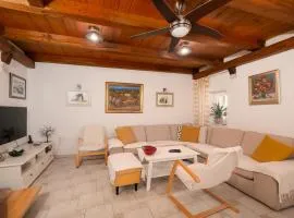 Traditional Dalmatian House Tina