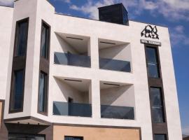Sim Plaza Hotel, hotel poblíž Mezinárodní letiště Zvartnots - EVN, Ejmiatsin
