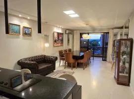 Luxurious apartment with lake side