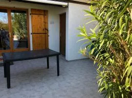 Villa résidence calme. Rés. les jardins du rivage.