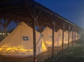 Meme Glamping