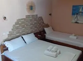 Akrogiali Apartments