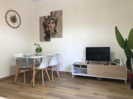 Nichi & Matti Iemmolo's Guest House、カンポフェリーチェ・ディ・ロッチェッラのホテル