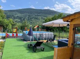 Lipite Guest House, villa in Yantra