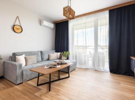 Flatbook Apartamenty - Sole Mare z basenem, Kąty Rybackie，位于凯蒂赖贝西的酒店