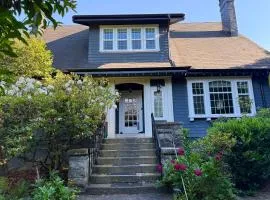 Shaughnessy Gem- Historic Villa- 5 BR 3 BA- Near attraction