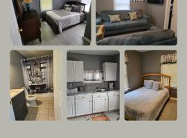 The Honey Bear Cabins, hotel in Lincoln Junction