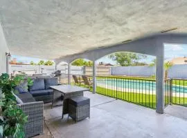 Relaxing Desert Oasis W Pool And Hot Tub