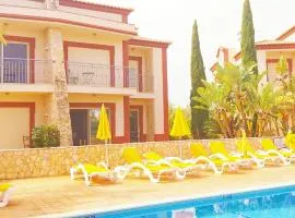 Algarver III- Lagoa Vale da Pinta golf apartment, swim pool, near Water Park and beaches