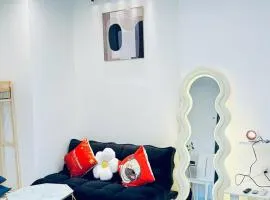 Căn hộ couple tầng 37 khu BS8 Vinhomes Grand Park