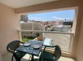 Charmant T2 avec Garage, Balcon Sud, à 250m Plage et 350m Marché Arago - FR-1-92-575