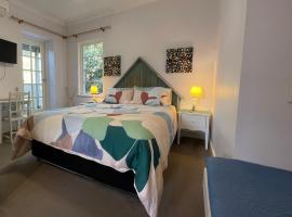 The Castle - Villa by the Sea, hotell i Cowes