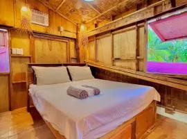 Native Cottage, Private Beach Access, Surf Break, Queen bed, Wifi, AC