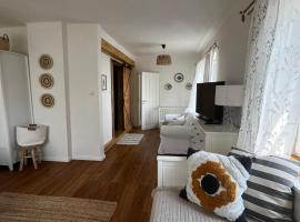 chalupa Dřemčice -České středohoří