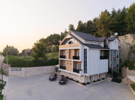 Forest Park Hotel Krujë - Nature and Calm at Kruja's Gate, ξενοδοχείο σε Κρούγια