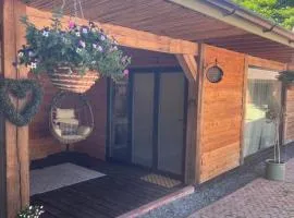 Luxury Courtyard Studio in Llangollen