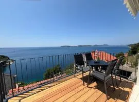 The Horizon