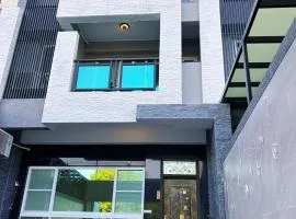 Orange Homestay