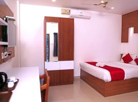 Aura Thekkady, ξενοδοχείο σε Jāmb