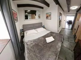 Island Chill Apartments TWO