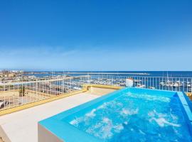 Xilhotel by Perle di Puglia，加里波利的有熱水按摩池的飯店