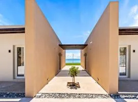 Blue Dream - Beach Front Villa