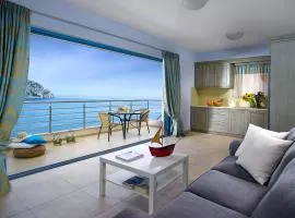 Xenia Residence & Suites