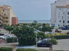 Charmant studio Cabine vue mer