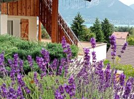 VUE LAC LODGES, hotel v destinaci Sévrier