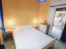 Apartment in a house among three beaches