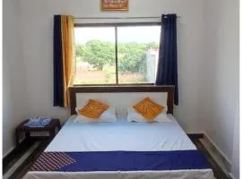 HOTEL K-A-S-H-I-N-E-S-T Near Sarnath Buddhist Temple - Offers Air Conditioned Rooms With Wifi Facility - Parking & Room Service - Prime Location - Best Selling In Varanasi