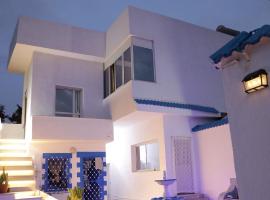 Maison sidi bou, hotel v destinaci Rafrāf