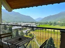 Apartament amb balcó i unes vistes úniques del Pirineu by RURAL D'ÀNEU