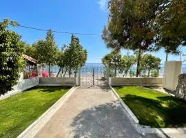 Villa Sofia - Corinthia Beach