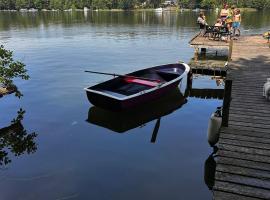 Eichberg Ferienhäuser, self catering accommodation in Fürstenberg-Havel