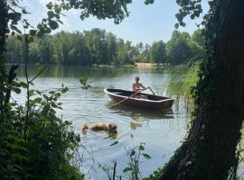 Viesnīca Eichberg Ferienhäuser pilsētā Firstenberga/Hāfele
