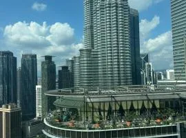 Sleep in the Sky KLCC View