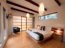 Stylish Dairy Cottage by the Sea- Romantic Luxury