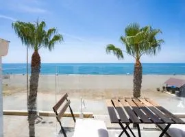 Ocean View on the Beach in the Center of Town!