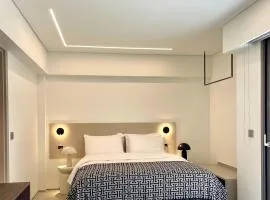 THE NIXON Luxury Suites and Apartment Hotel