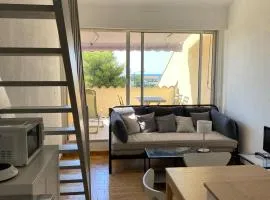studio à 400m de la plage de la Corniche